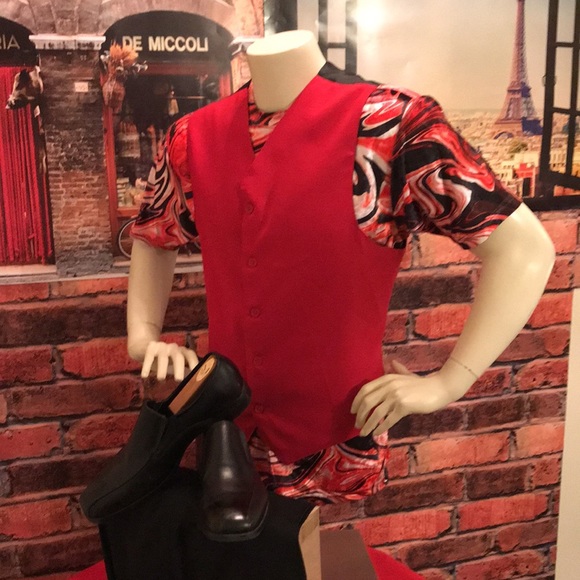 Exactitude Red Vest - Picture 1 of 13